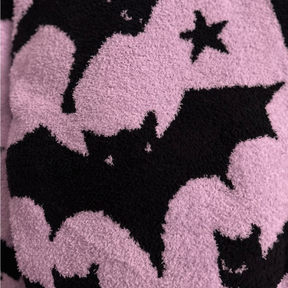 Purple and Black Bat/Cat Plush Throw - Picture 2 of 3